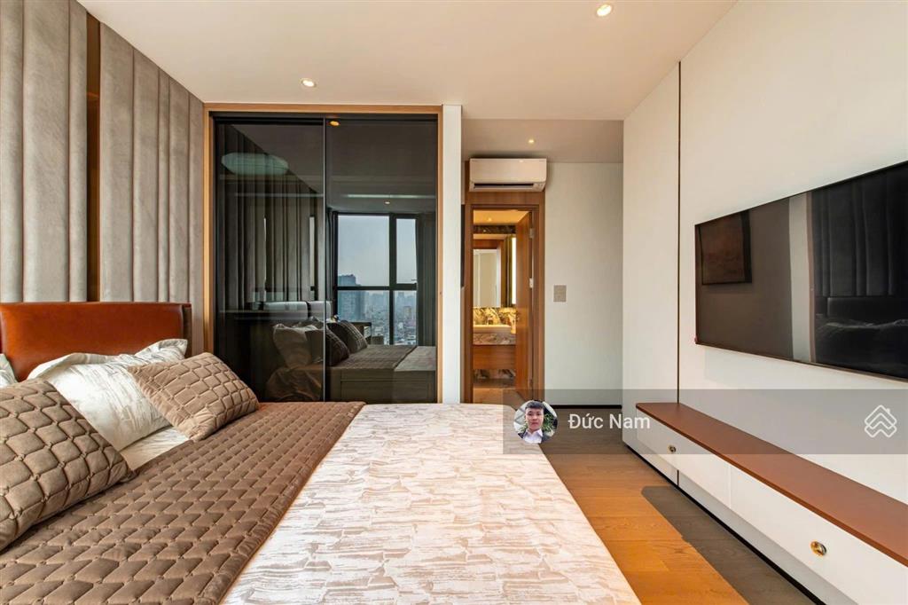 Bán căn hộ chung cư tại watermark, lạc long quân, 100m2, giá thỏa thuận, 2pn, 2wc