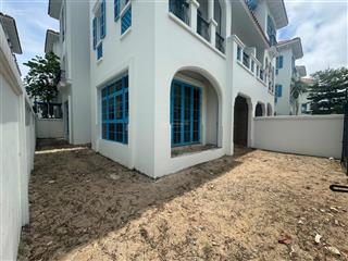 Bán căn song lập cắt lỗ 12 tỷ trên giá hđmb dự án sun feria hạ long.  0988 208 ***