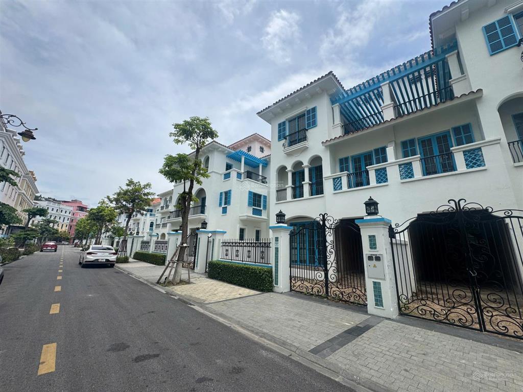Bán căn song lập cắt lỗ 12 tỷ trên giá hđmb dự án sun feria hạ long.  0988 208 ***