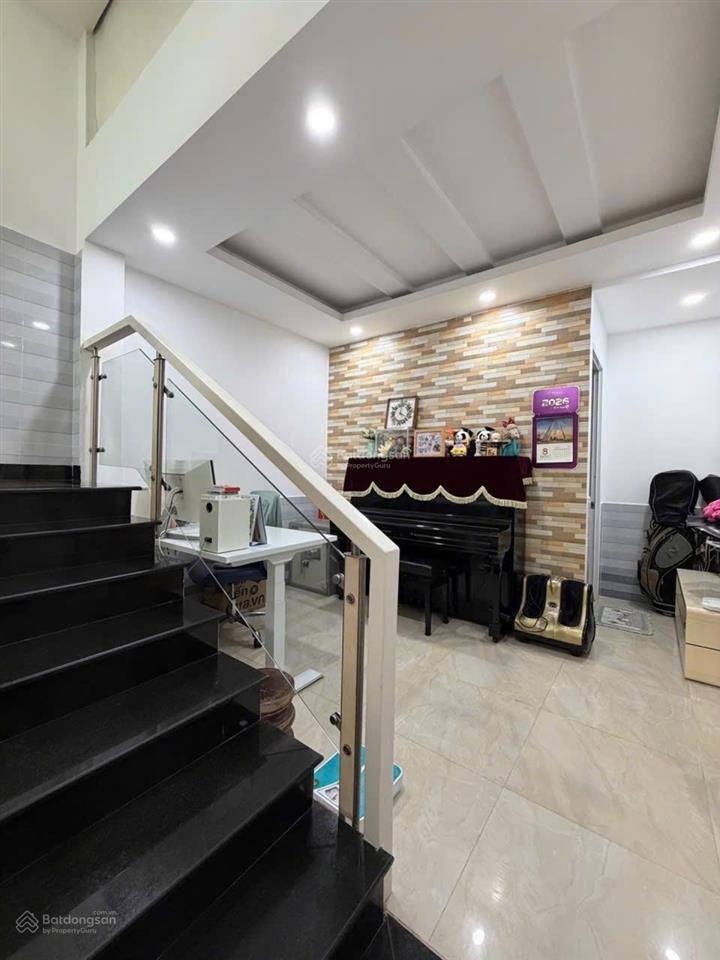 Thích quảng đức phú nhuận nhà đẹp ở ngay, giá chỉ 9.5 tỷ | dt 42m, 5 tầng, 4pn, 5wc, ban công.