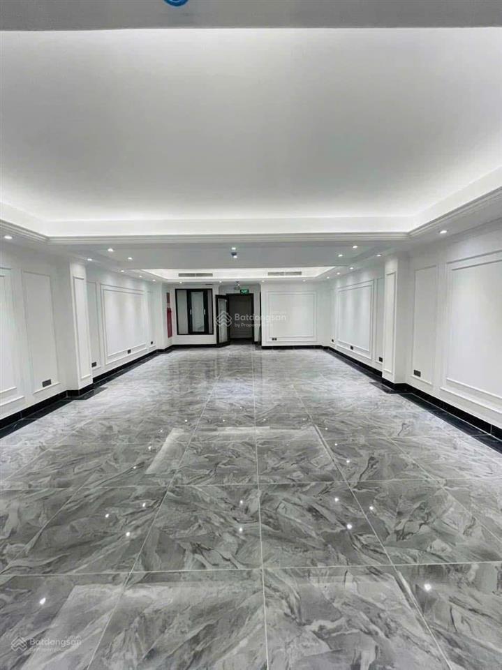 64 tỷ sở hữu toà nhà 8 tầng mặt phố nguyễn khang  dt 96m2, mt 5m,thông sàn  kinh doanh, văn phòng