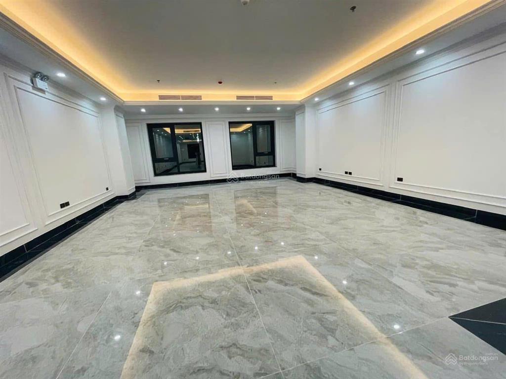 64 tỷ sở hữu toà nhà 8 tầng mặt phố nguyễn khang  dt 96m2, mt 5m,thông sàn  kinh doanh, văn phòng