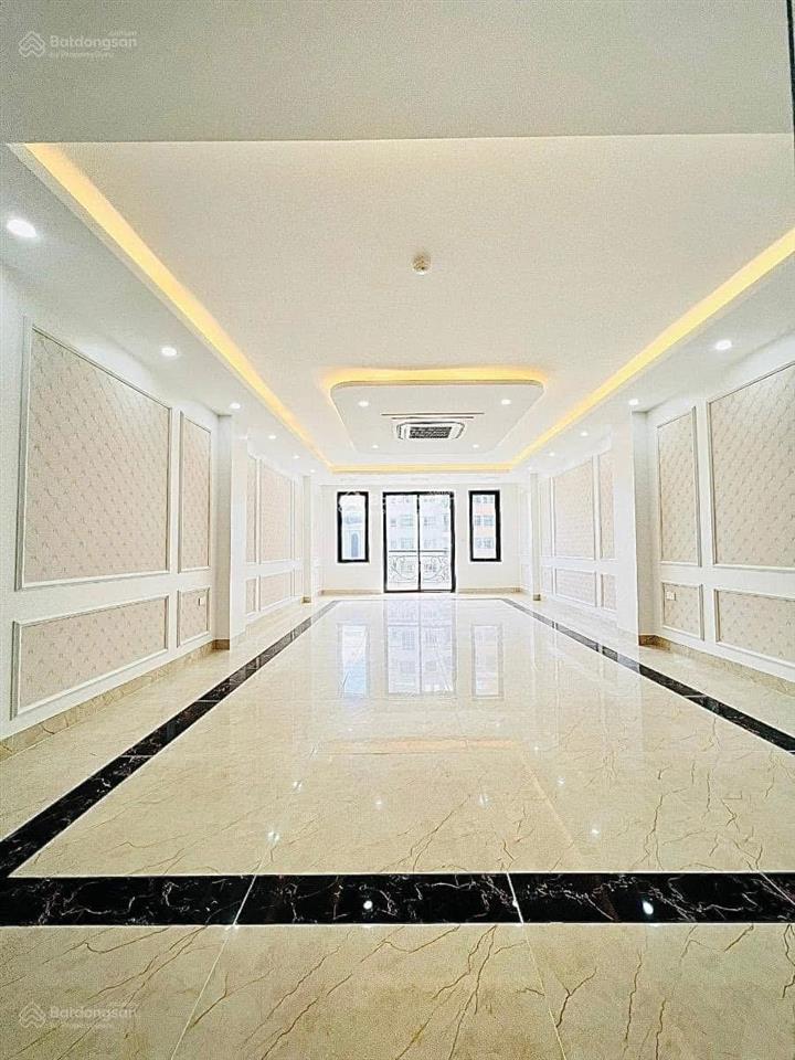 40 tỷ sở hữu tòa nhà văn phòng 8 tầng, đường trung kính đôi, dt 82m², mt 5.2m, đường 8m, vỉa hè 2m