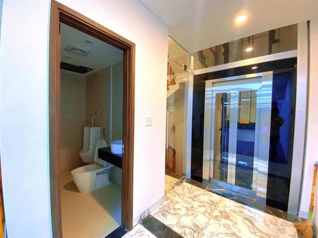 40 tỷ sở hữu tòa nhà văn phòng 8 tầng, đường trung kính đôi, dt 82m², mt 5.2m, đường 8m, vỉa hè 2m