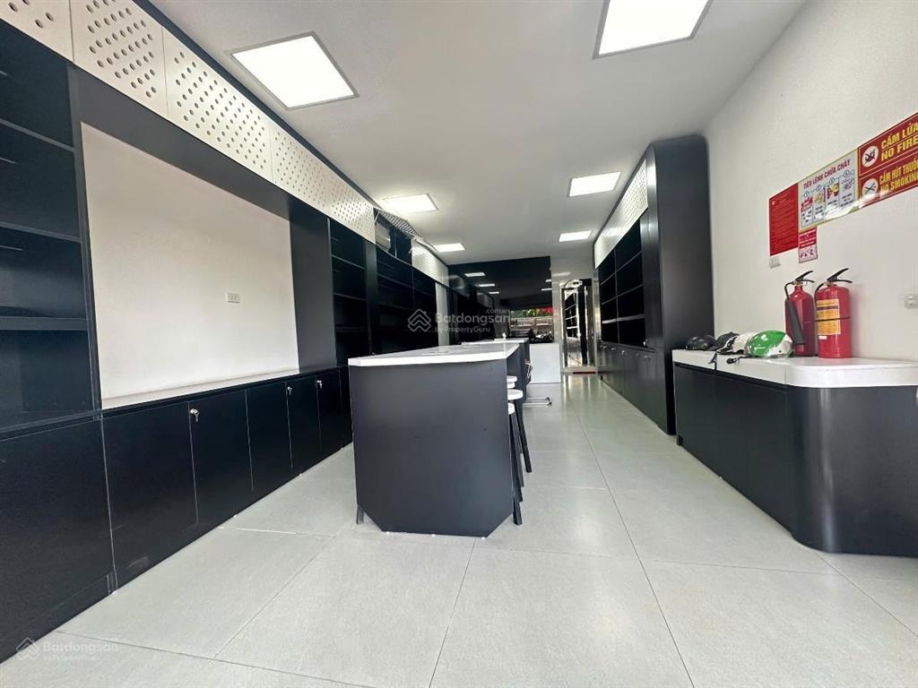 [ siêu rẻ ]  20 tỷ nhỉnh  mặt phố miếu đầm  6 tầng  dt 62m2, thang máy, thông sàn, vỉa hè