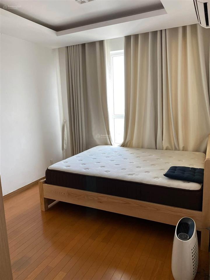 Sky center tân bình  75m2 2pn/2wc  giá 5 tỷ, giá quá hời