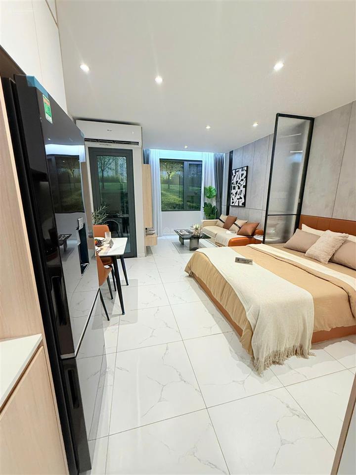 Căn hộ mặt tiền tỉnh lộ 10 , thanh toán 20% , nhận nhà , tặng full gói nội thất