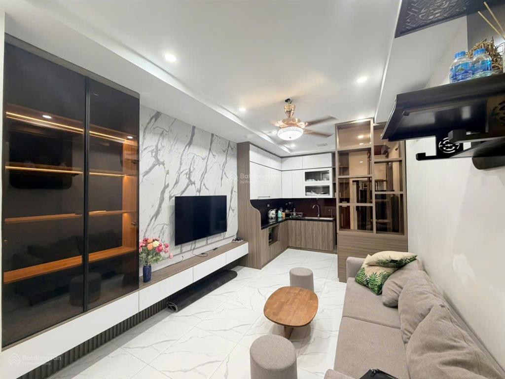 Chính chủ gửi bán căn hộ d22 bộ tư lệnh 81m2, 3 ngủ, 2 wc căn góc full nội thất bao sang tên