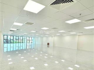 Chính chủ cho thuê vp mặt phố trung kính, sàn 80m2 mới đẹp, ánh sáng tự nhiên.  0982 908 ***