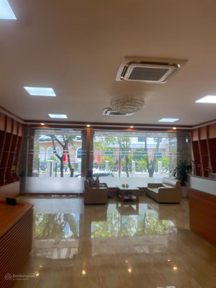 Chính chủ cho thuê mbkd dịch vọng hậu 100m2 phù hợp mọi loại hình kd, giá rẻ.  0982 908 ***