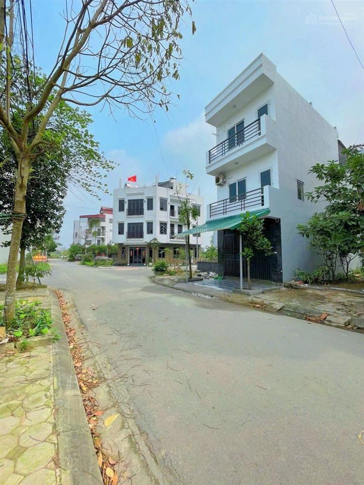 Bán đất phân lô lk14  11 khu dịch vụ 2 đồng mai, hà đông  sát đường 18,5m  gần ql6  ô tô đỗ cửa