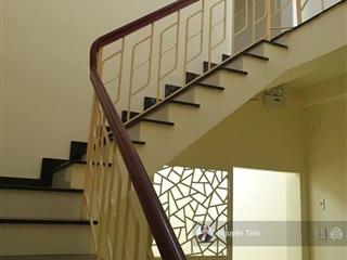 Nhà cho thuê mt kinh doanh đường chợ lớn khu bình phú, dt 4x20m, 3 tấm,giá 26tr/th