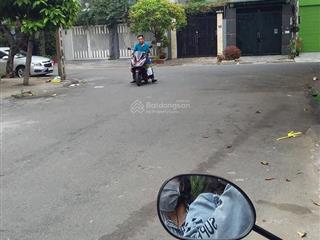 Nhà mt kinh doanh khu dân cư hiện hữu sát chơj đường đỗ năng tế, dt 4.3x10m, 3 tấm, giá 7.2 tỷ