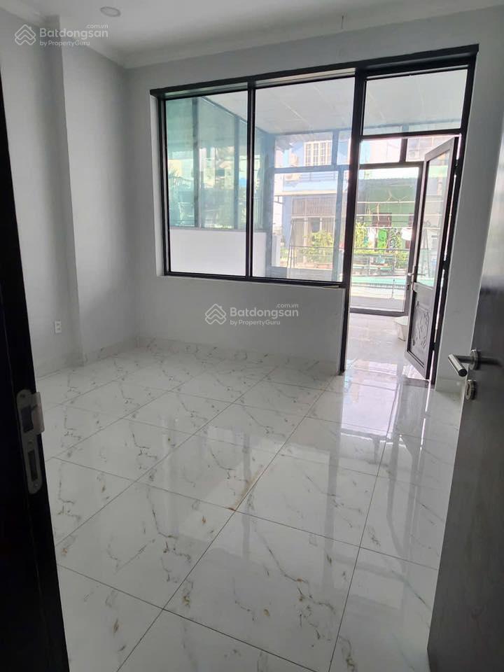 Nhà mới mtnb gần bến xe miền tây đủ tiện nghi đường vương văn huống, 4x19m, 1 lửng, giá 7,9 tỷ