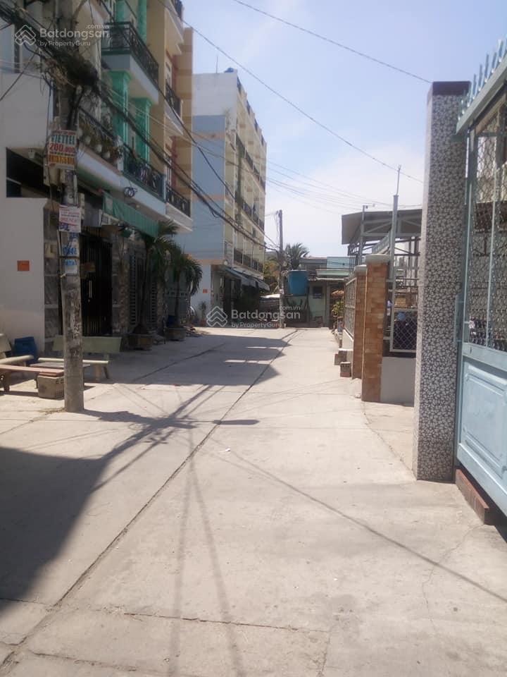 Bán nhà hẻm thông thoáng sổ hồng đầy đủ khu dân cư hiện hữu, dt 4x8m, 2 tấm, 3.79 tỷ