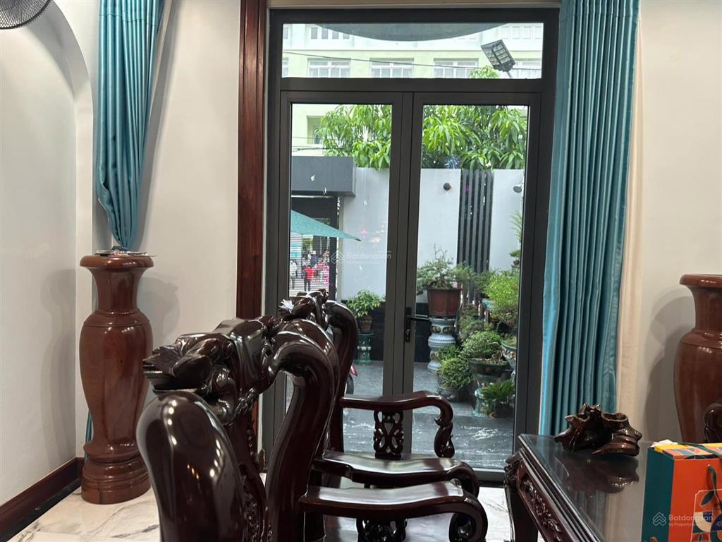 Biệt thự giá tốt đầu tư khu vip tên lửa đường số 11a, dt 8x21m, 1 lầu, 23.9 tỷ tl chính chủ