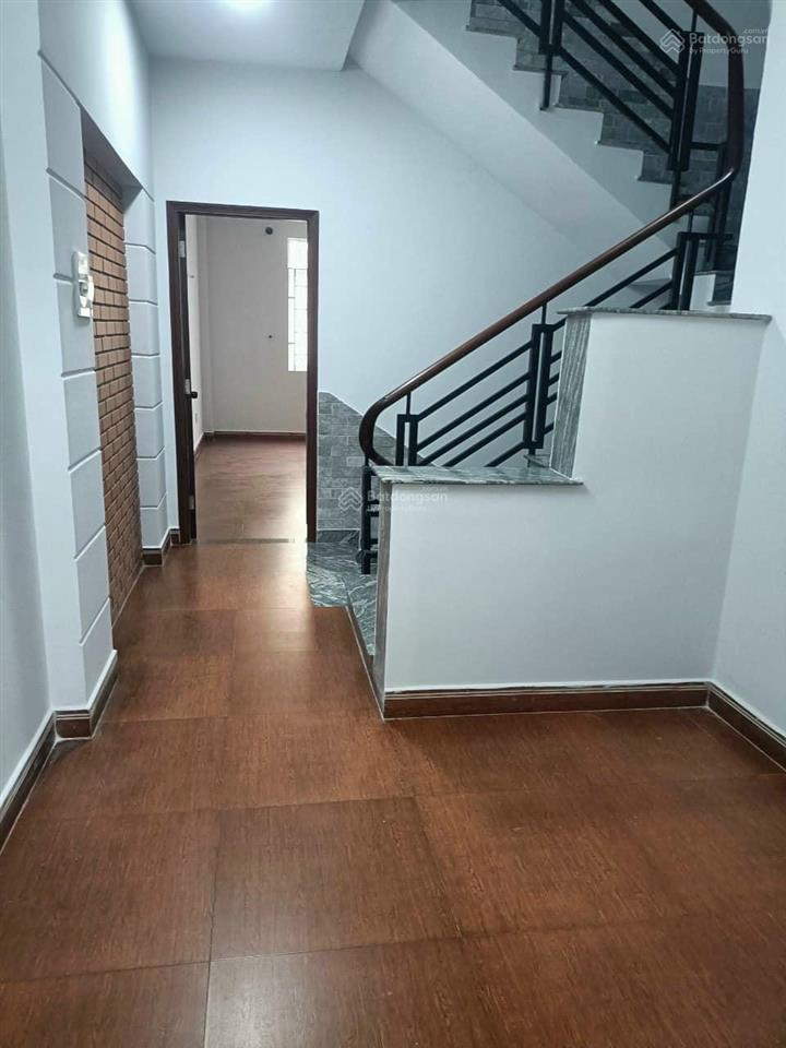 Nhà hẻm xe hơi rộng rãi đường chiến lược q. bình tân, 4x16m, 2 tấm, 5.5 tỷ tl, sổ hồng chính chủ