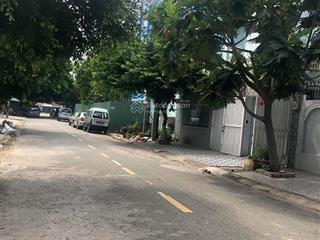 Cho thuê biệt thự giá rẻ mtnb khu bình phú đường số 6, 7x16m, 3 tấm + hầm, 25 tr/th