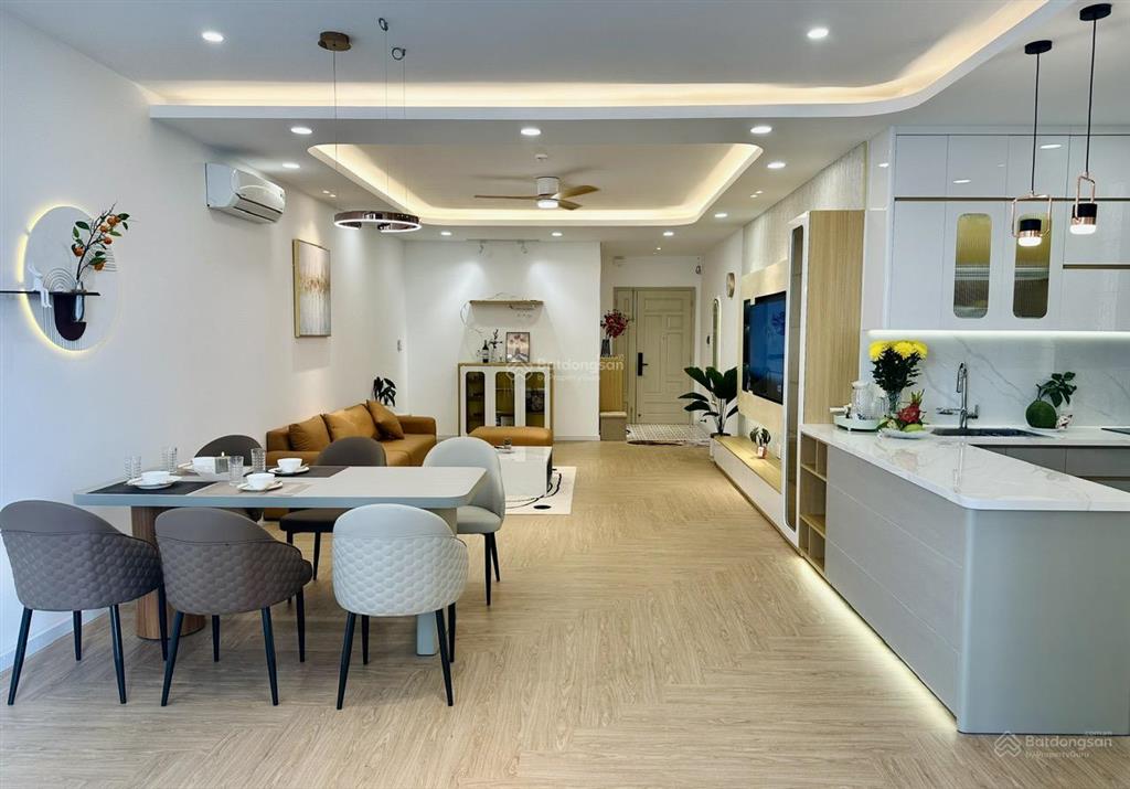 Bán căn hộ belleza. dt 120m2, 3pn, 2wc, nội thất cao cấp, sổ hồng. giá 6.3 tỷ