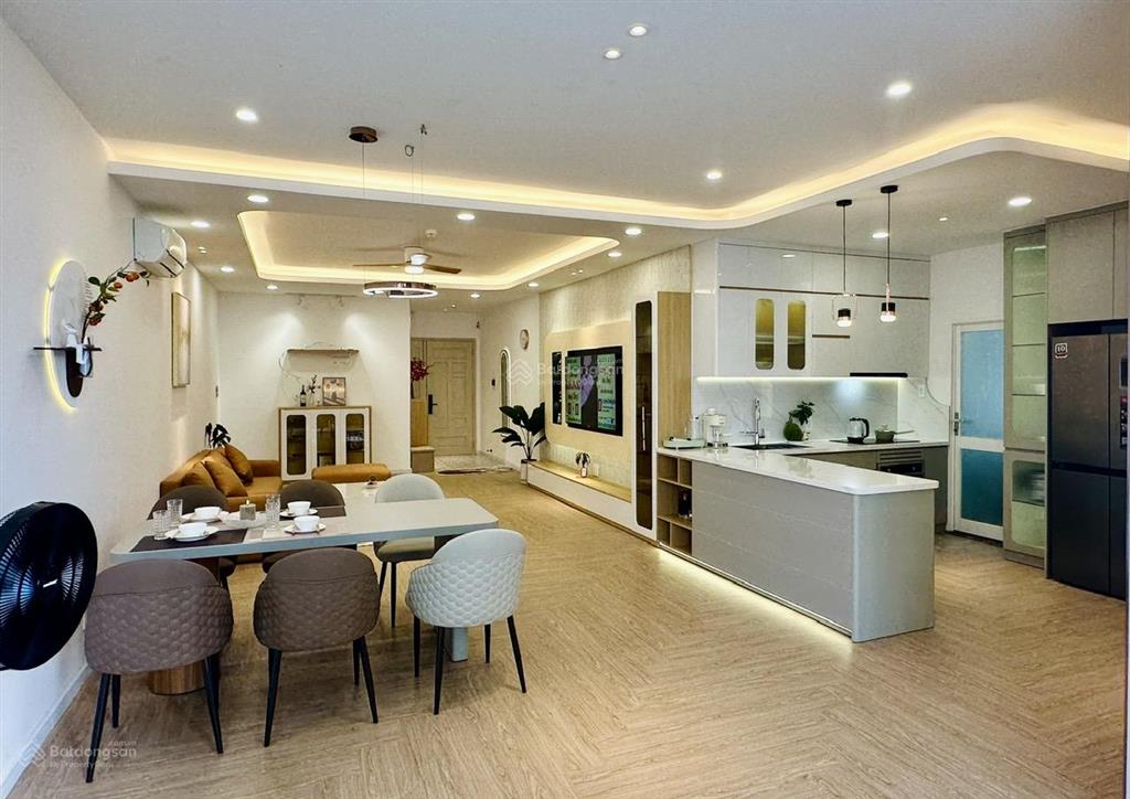 Bán căn hộ belleza. dt 120m2, 3pn, 2wc, nội thất cao cấp, sổ hồng. giá 6.3 tỷ