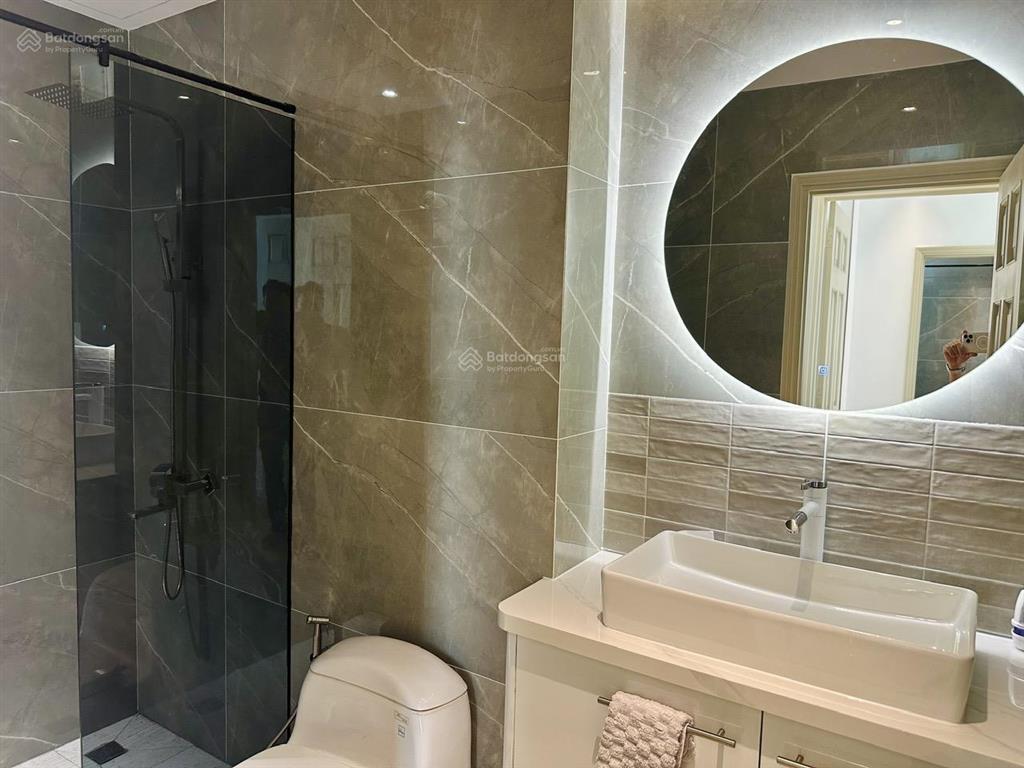 Bán căn hộ belleza. dt 120m2, 3pn, 2wc, nội thất cao cấp, sổ hồng. giá 6.3 tỷ