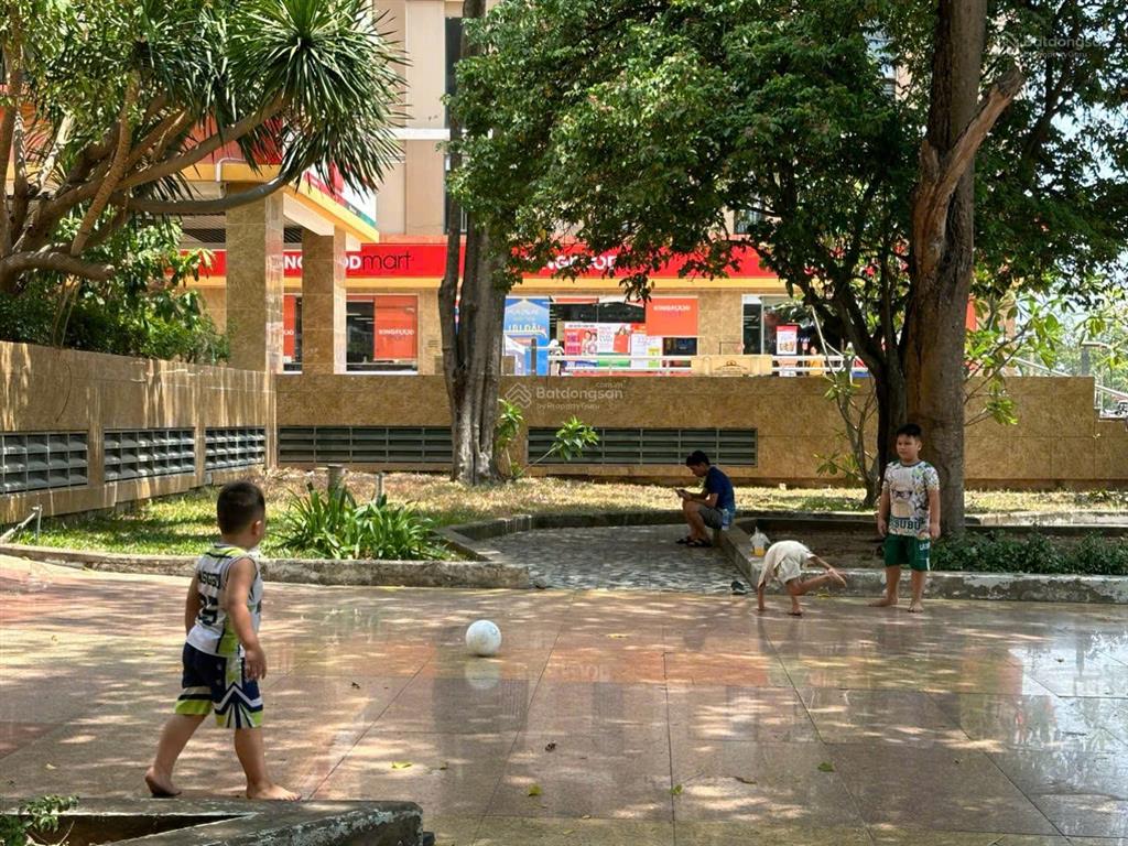 Bán căn hộ era town. dt 147m2, 3pn, 3wc, ntđđ, giá 4.5 tỷ, bao hết.  trúc