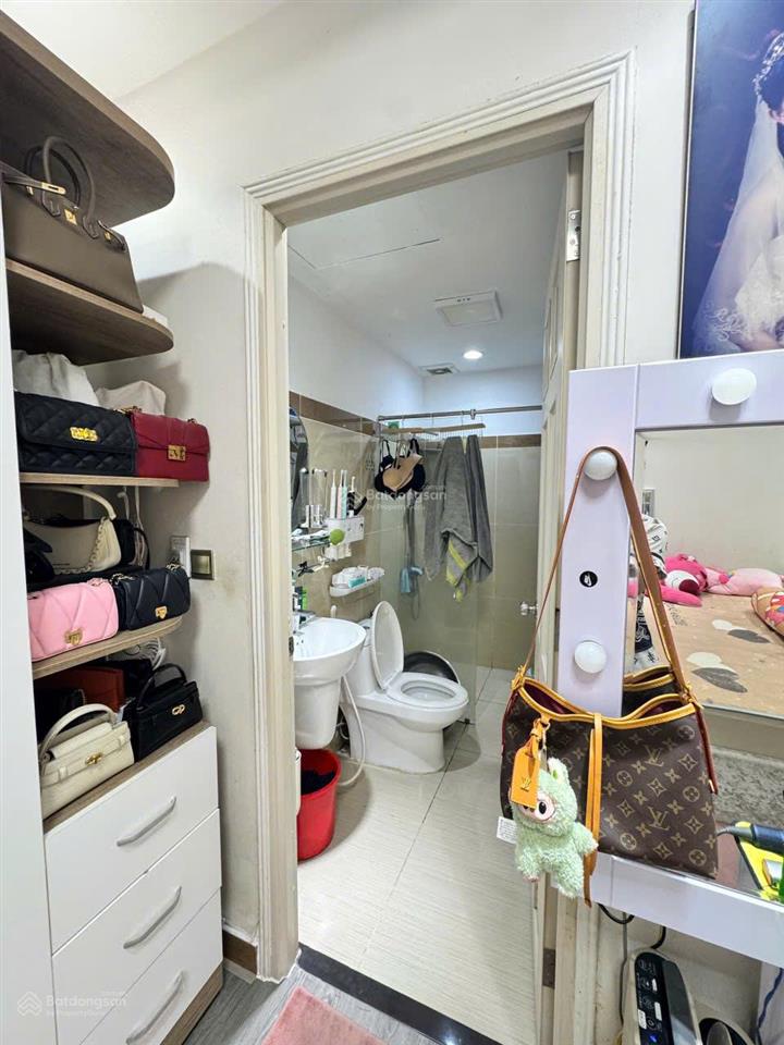 Bán căn hộ era town. dt 67m2, 2pn, 2wc, ntđđ, giá 2.75 tỷ.  trúc