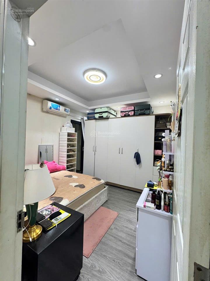 Bán căn hộ era town. dt 67m2, 2pn, 2wc, ntđđ, giá 2.75 tỷ.  trúc