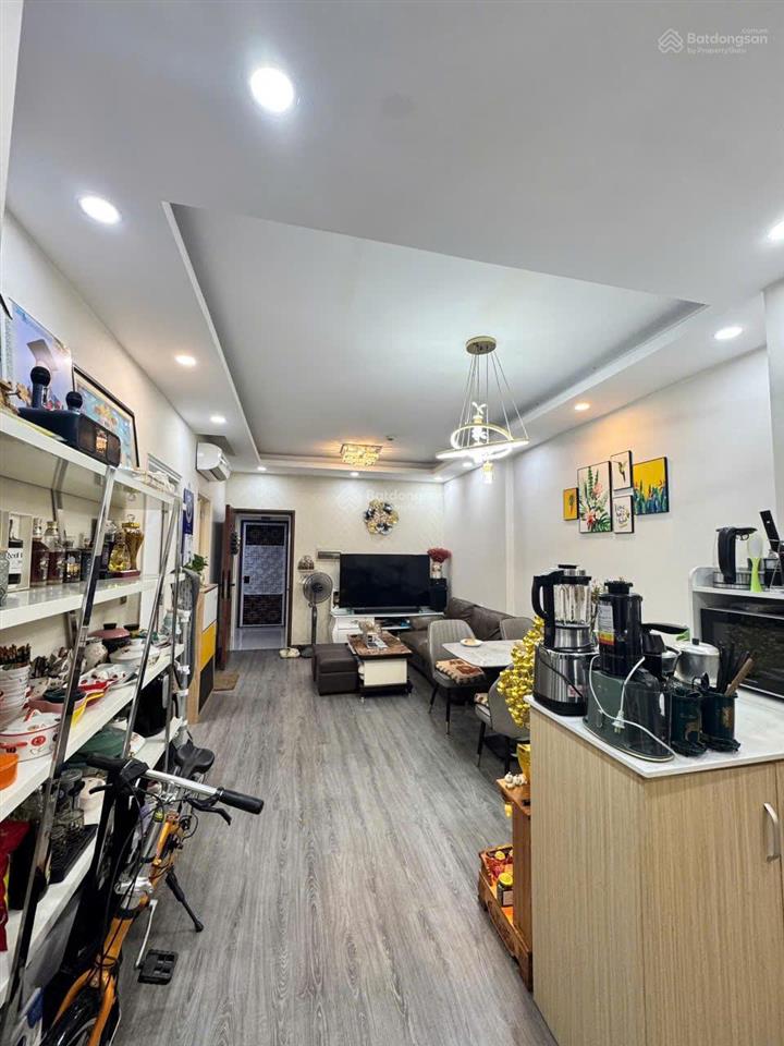 Bán căn hộ era town. dt 67m2, 2pn, 2wc, ntđđ, giá 2.75 tỷ.  trúc