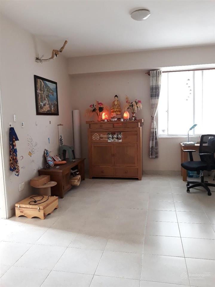 Bán căn hộ phú mỹ thuận, dt 95m2, 2pn, 2wc, nhà trống, view công viên. giá 2.6tỷ