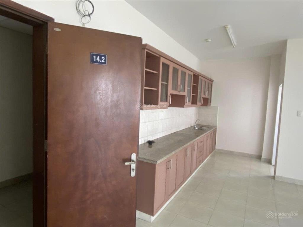 Chuyên bán căn hộ phú mỹ thuận, dt 95m, 2pn, 2wc, có vài căn, sổ hồng. giá từ 2.6 tỷ
