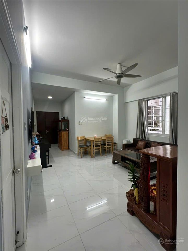 Chuyên bán căn hộ phú mỹ thuận. dt 95m, 3pn, 2wc, căn góc, view sông. giá 3 tỷ