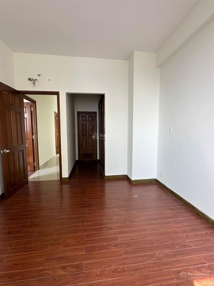 Bán căn hộ belleza. dt 100m², 3pn, 2wc, view n, cửa b, nhìn sông, sổ hồng. giá 4.850 tỷ