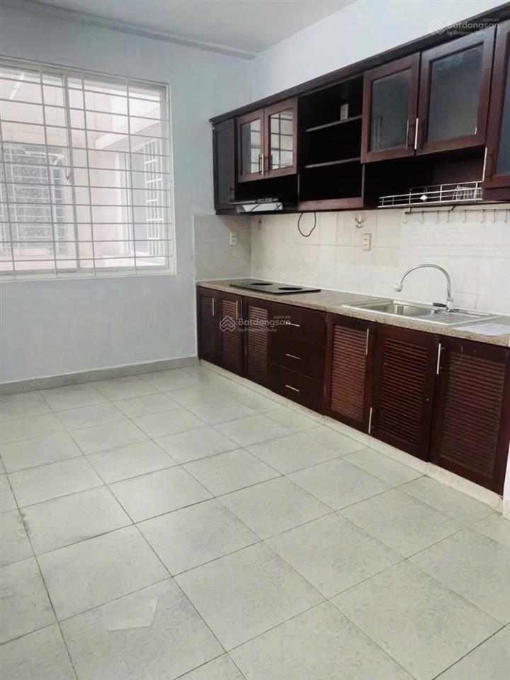 Chuyên bán căn hộ phú mỹ thuận, dt 85m, 3pn, 2wc, lầu 11, view sông. giá 2,35 tỷ