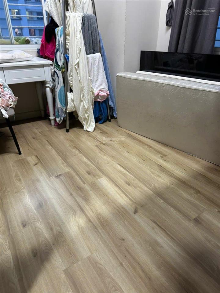 Chuyên bán căn hộ phú mỹ thuận, dt 85m, 3pn, 2wc, lầu 11, view sông. giá 2,35 tỷ