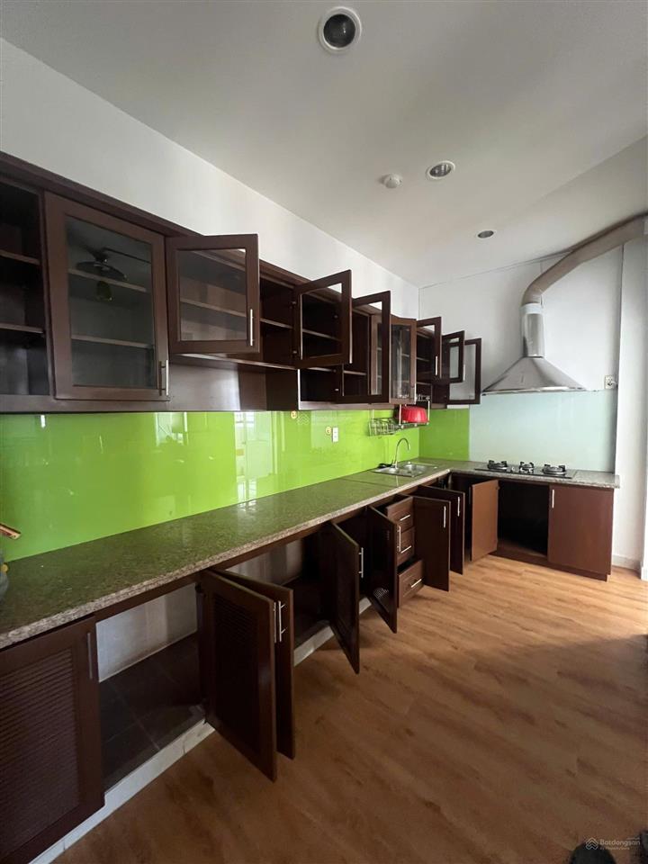Chuyên bán căn hộ phú mỹ thuận. dt 95m, 2pn, 2wc, lầu 10. giá 2.95 tỷ