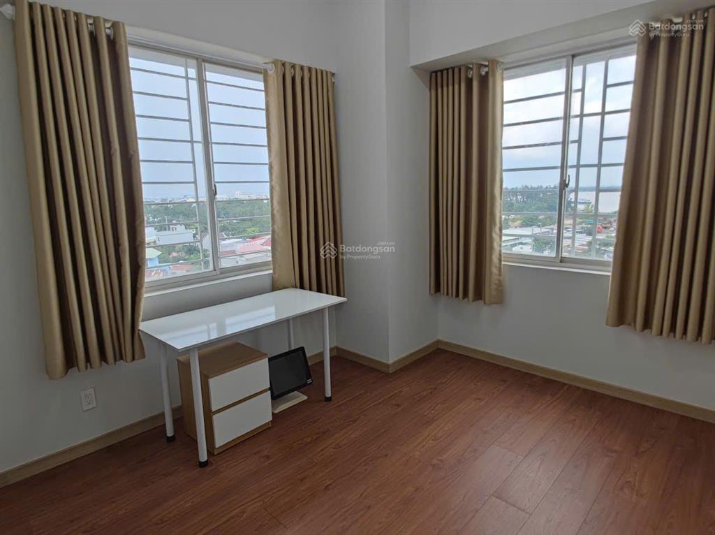 Chuyên bán căn hộ phú mỹ thuận. dt 77,3 m2, 3pn, ntđđ, sổ hồng. giá 2,85 tỷ
