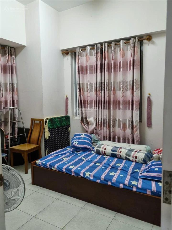 Chuyên bán căn hộ phú mỹ thuận. dt 86m2, 3pn, nội thất. giá 2,7 tỷ (sổ hồng).  thu trúc