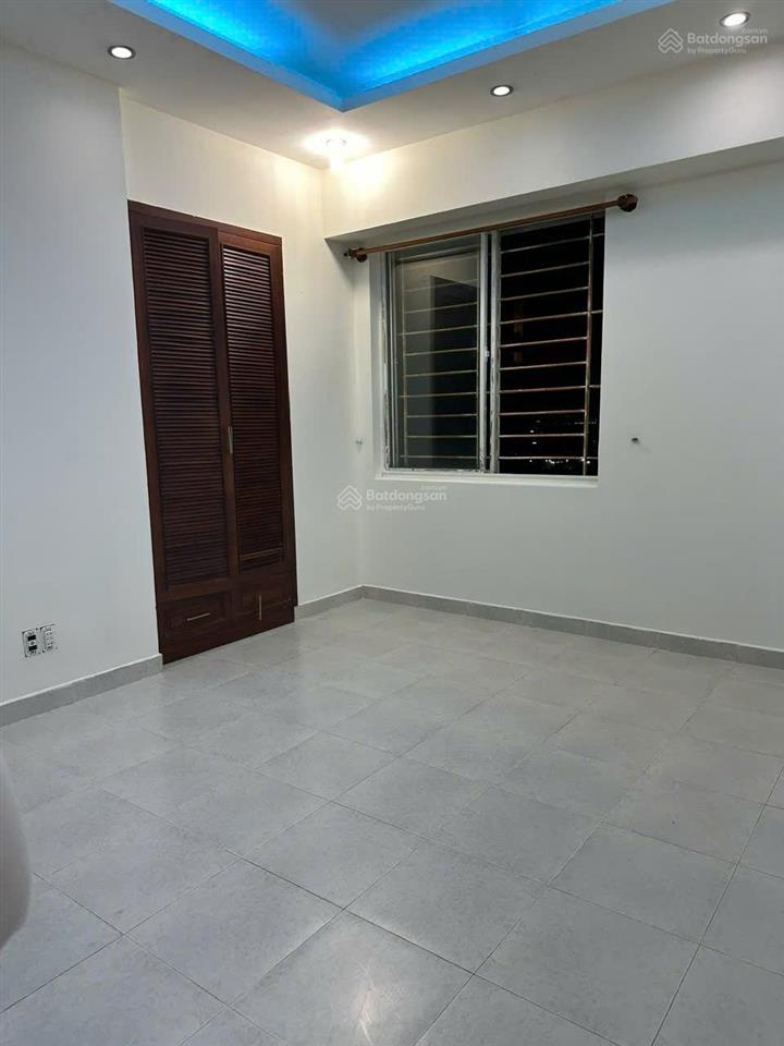 Chuyên bán căn hộ phú mỹ thuận. dt 95m2, 2pn. giá 2,7 tỷ ( thu trúc)
