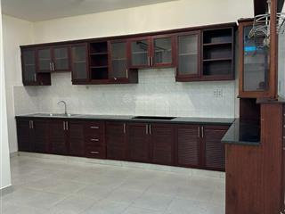 Chuyên bán căn hộ phú mỹ thuận. dt 95m2, 2pn. giá 2,7 tỷ ( thu trúc)