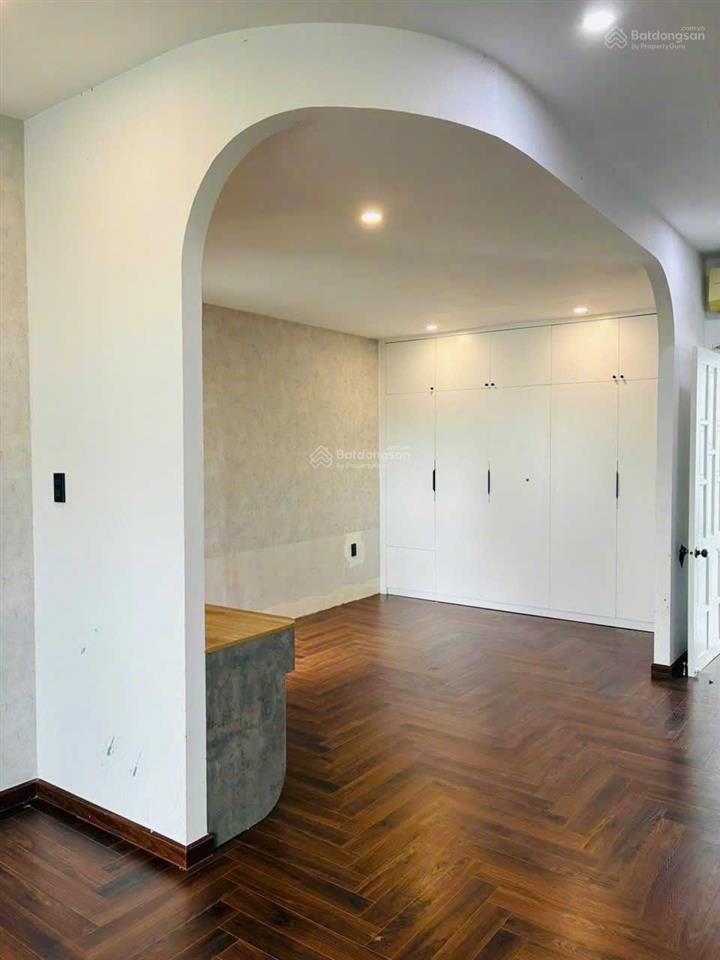 Chuyên bán căn hộ belleza. dt 120m2, 3pn, sổ hồng. giá 4.7 tỷ ( thu trúc)