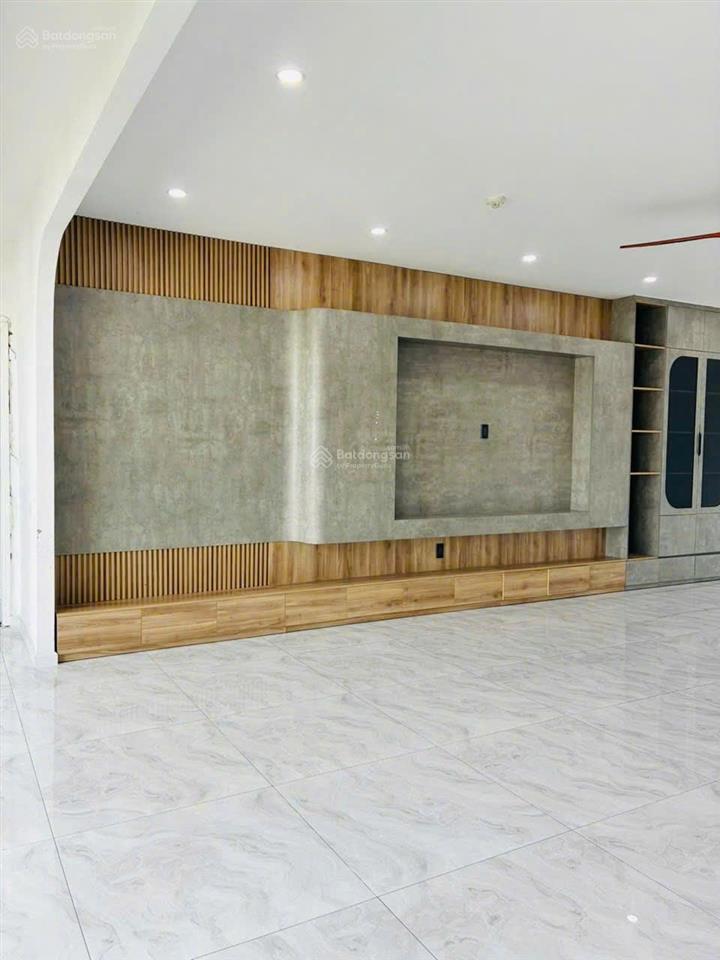 Chuyên bán căn hộ belleza. dt 120m2, 3pn, sổ hồng. giá 4.7 tỷ ( thu trúc)