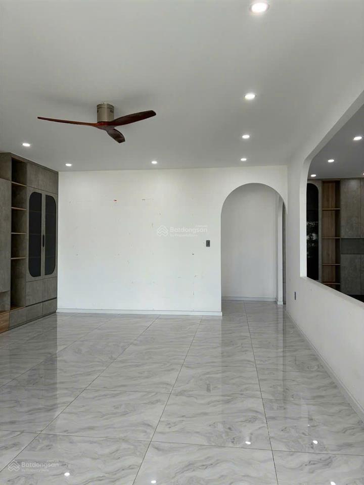 Chuyên bán căn hộ belleza. dt 120m2, 3pn, sổ hồng. giá 4.7 tỷ ( thu trúc)