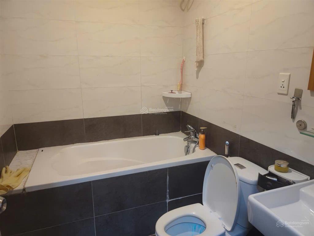 Chuyên bán căn hộ belleza. dt 100m2, 3pn, sổ hồng, nội thất. giá 4.5 tỷ ( thu trúc)