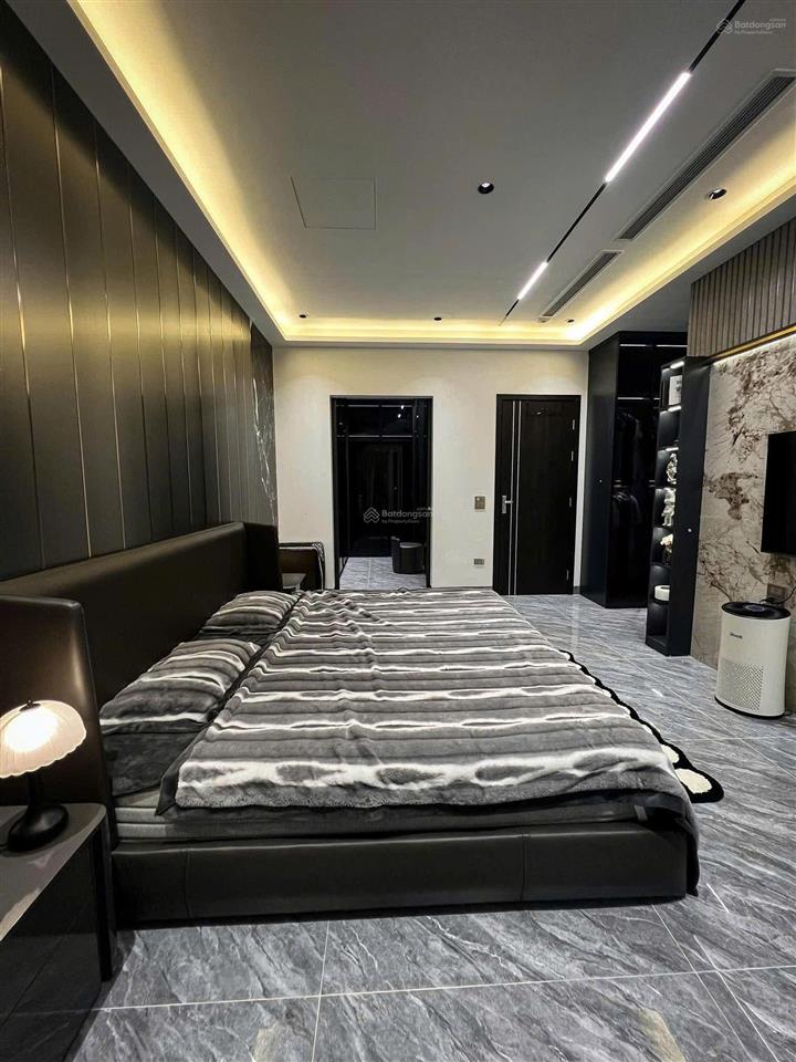 Bán gấp nhà liền kề tại vinhomes golden avenue móng cái, giá siêu hời 5,35 tỷ, 77,5m2