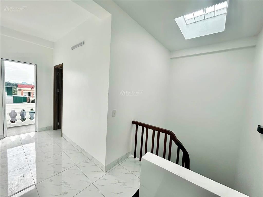 Chỉ 5,6 tỷ có ngay nhà mới keng về ở ngay  bắc từ liêm  ngõ rộng thoáng 30m2  5 tầng  mt4,5 m