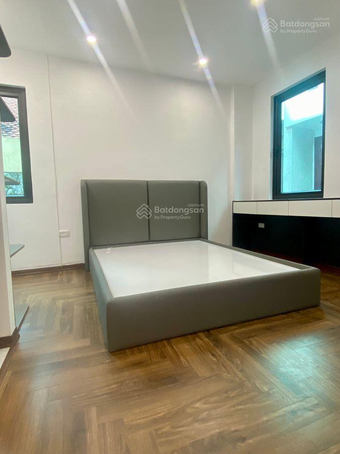 ** hơn 7 tỷ có ngay nhà đẹp lô góc, mới keng, quận cầu giấy 32m2  5 tầng  mt 4,1m nhà 5 tầng