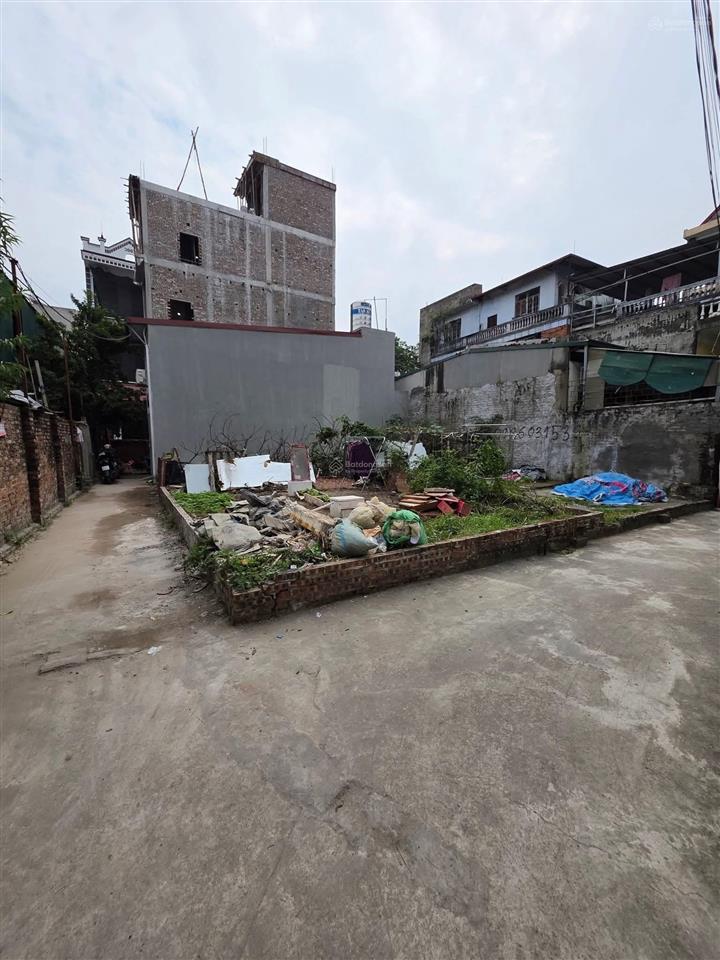 Cần tiền bán gấp em hoa hậu long biên lô góc phân lô  ô tô  kinh doanh 40m  mt 12m / giá 8,6