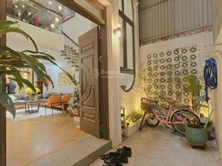 Siêu hiếm nhà đẹp như biệt thự  phố cổ nhuế  từ liêm 50m2  5 tầng mt 4m / 12,4 tỷ