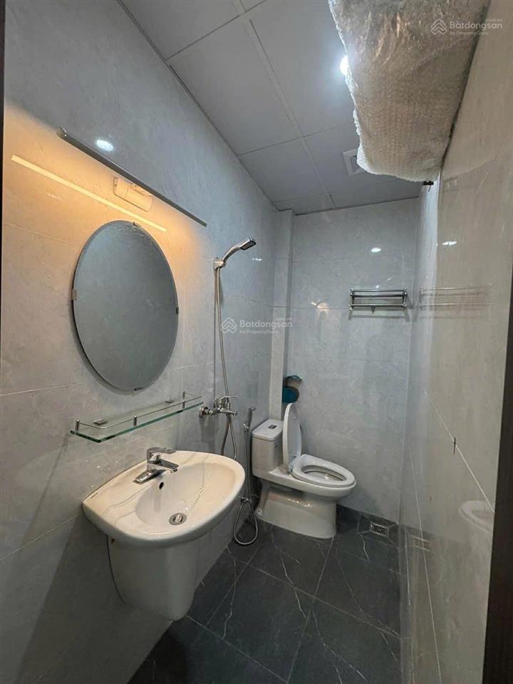 Vip! nhà đẹp 6 tầng thang máy  phố xuân đỉnh  ngõ thông 42m2  6 tầng  mt 3,9m / giá 11,8 tỷ